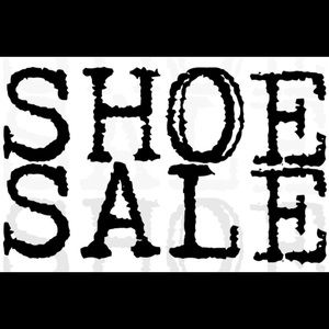 Shoes 👟 Sneakers, Booties ⭐️Boots & More